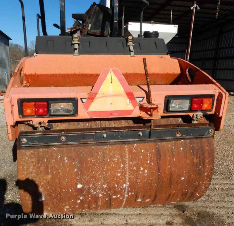 image for item GC9441 Hamm HD70 double drum vibratory roller