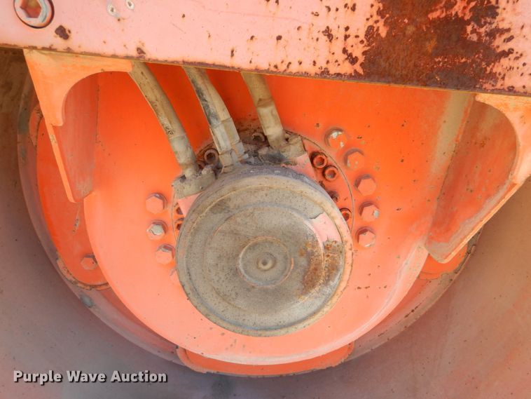 image for item GC9441 Hamm HD70 double drum vibratory roller