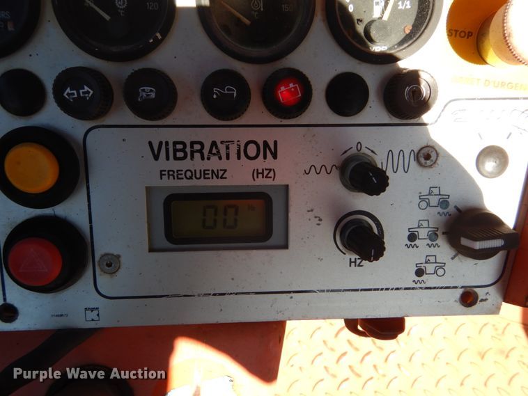 image for item GC9441 Hamm HD70 double drum vibratory roller