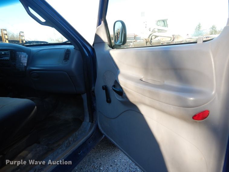 image for item GC9442 1998 Ford F150 pickup truck