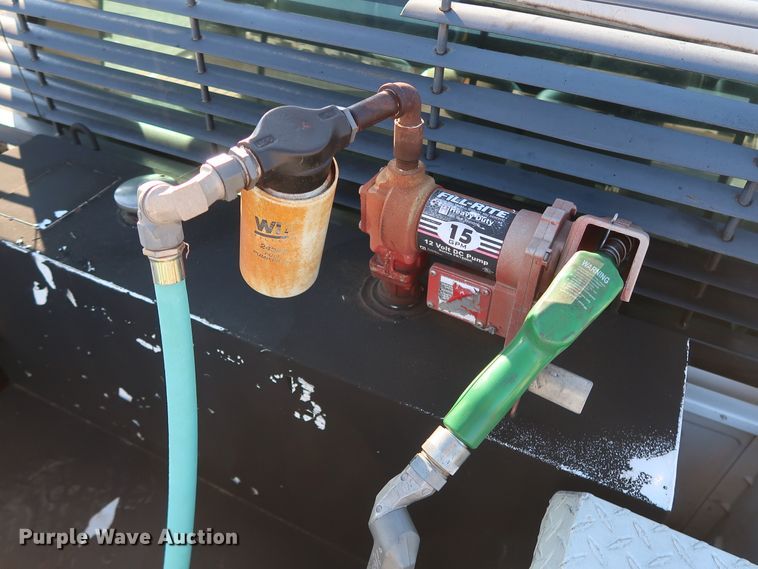 image for item GD9888 2004 Chevrolet Silverado 1500 Ext. Cab pickup truck