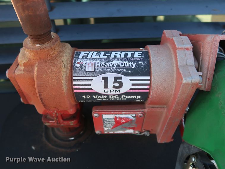 image for item GD9888 2004 Chevrolet Silverado 1500 Ext. Cab pickup truck