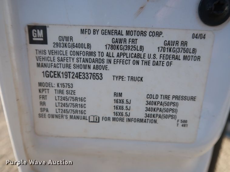 image for item GD9888 2004 Chevrolet Silverado 1500 Ext. Cab pickup truck