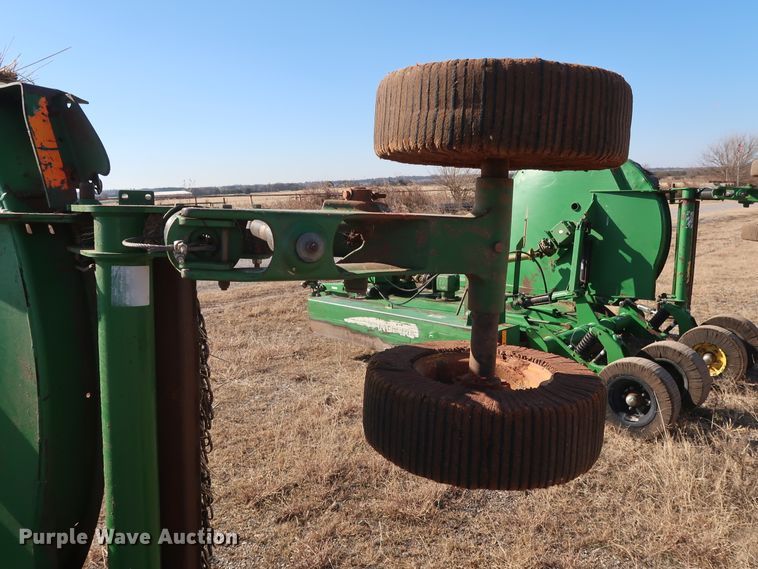 image for item GD9891 2003 John Deere CX15 rotary mower