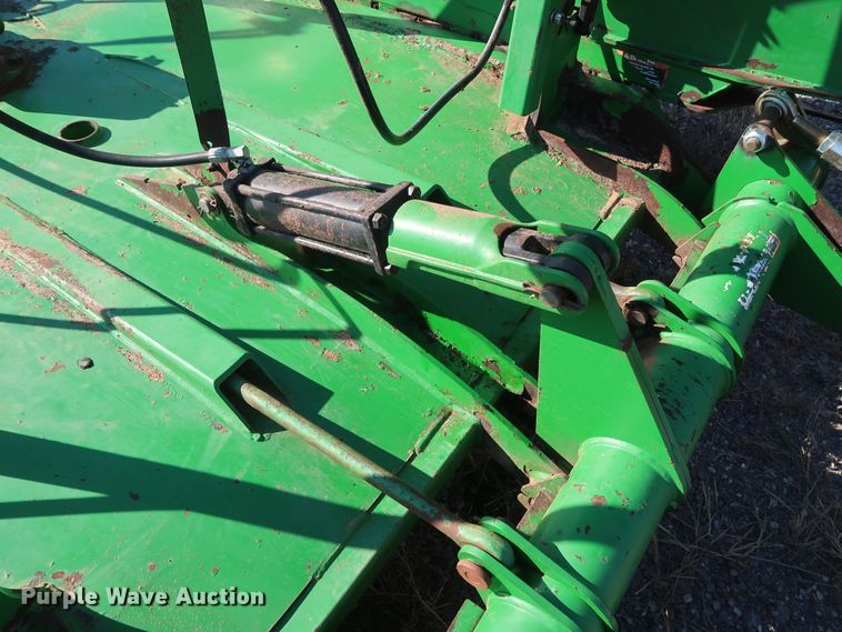 image for item GD9892 2003 John Deere CX15 rotary mower