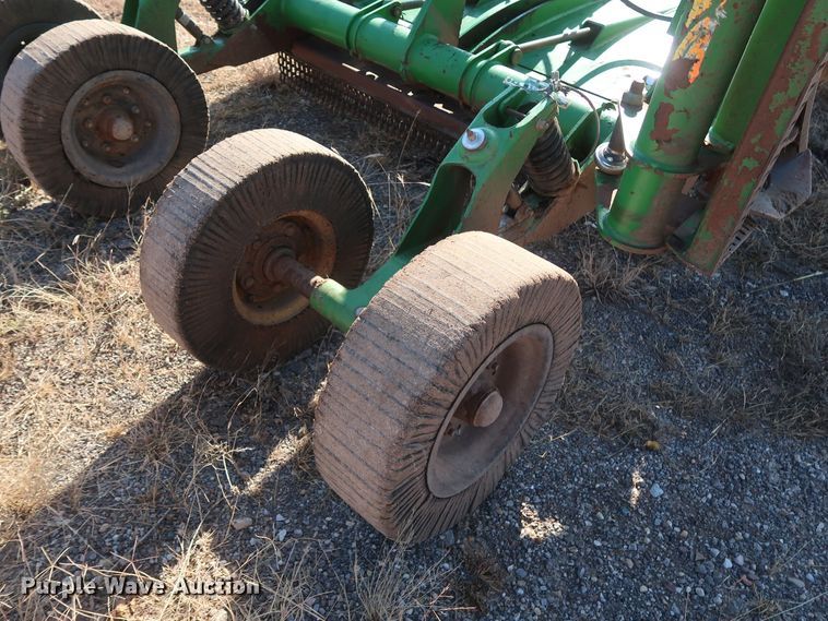 image for item GD9892 2003 John Deere CX15 rotary mower