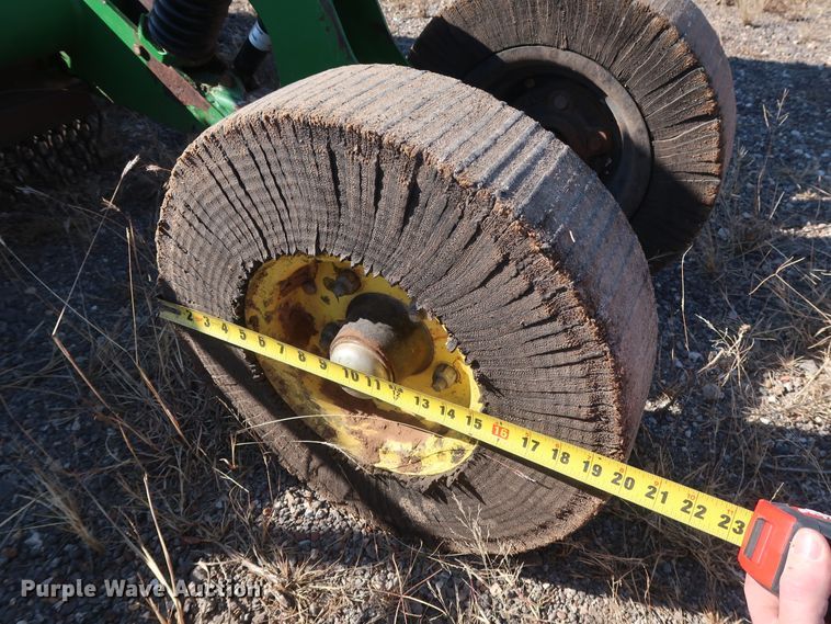 image for item GD9892 2003 John Deere CX15 rotary mower