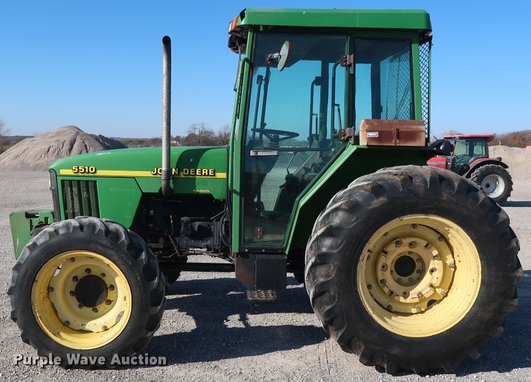 image for item GD9893 1998 John Deere 5510 MFWD tractor