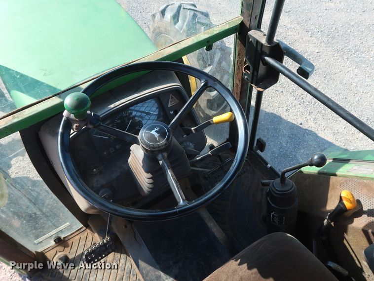 image for item GD9893 1998 John Deere 5510 MFWD tractor