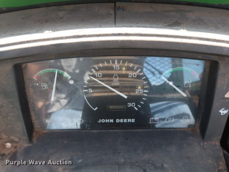 image for item GD9893 1998 John Deere 5510 MFWD tractor