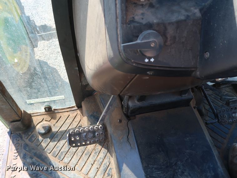 image for item GD9893 1998 John Deere 5510 MFWD tractor