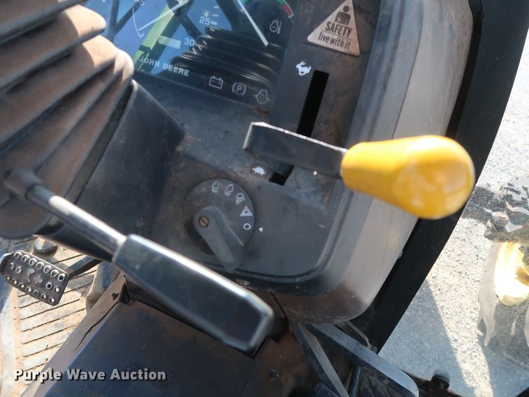 image for item GD9893 1998 John Deere 5510 MFWD tractor