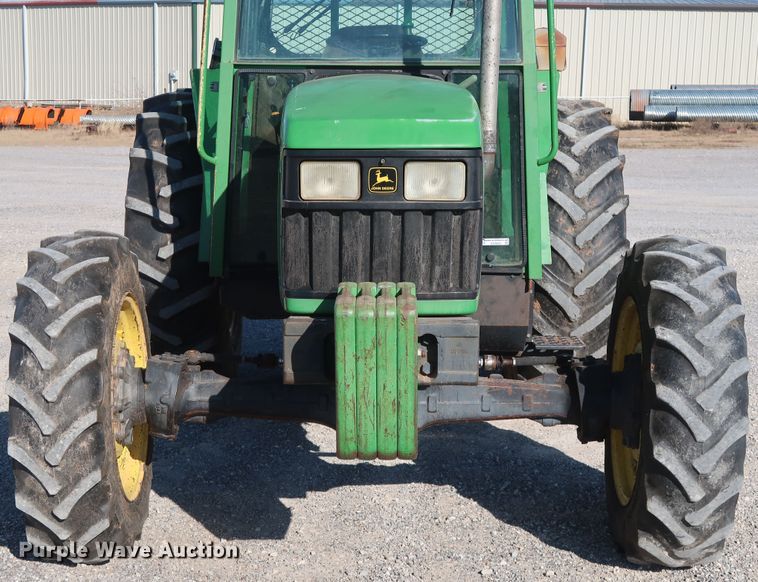 image for item GD9893 1998 John Deere 5510 MFWD tractor