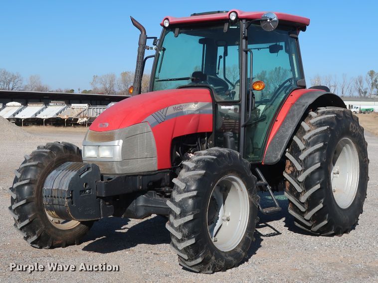 image for item GD9894 2011 McCormick T110 Max MFWD tractor