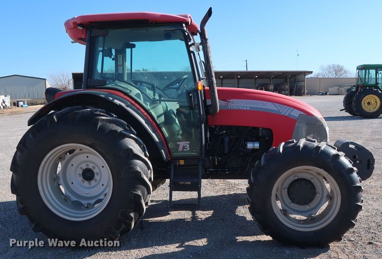 image for item GD9894 2011 McCormick T110 Max MFWD tractor