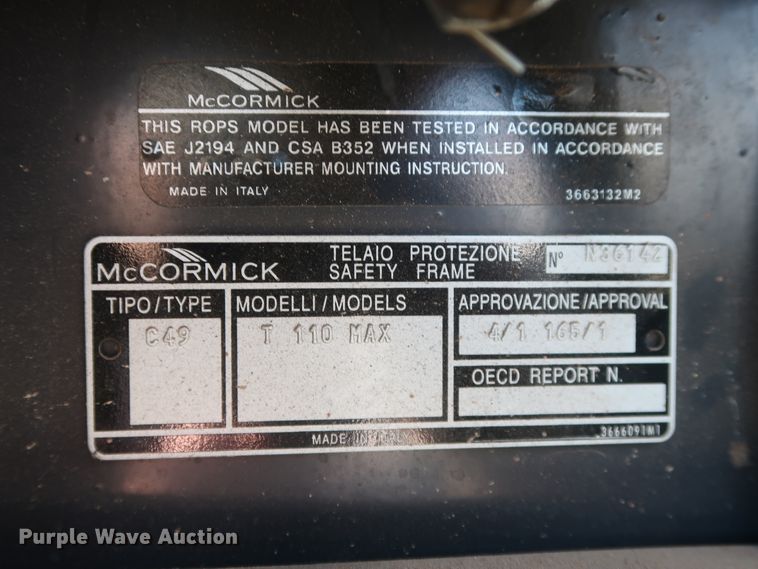 image for item GD9894 2011 McCormick T110 Max MFWD tractor