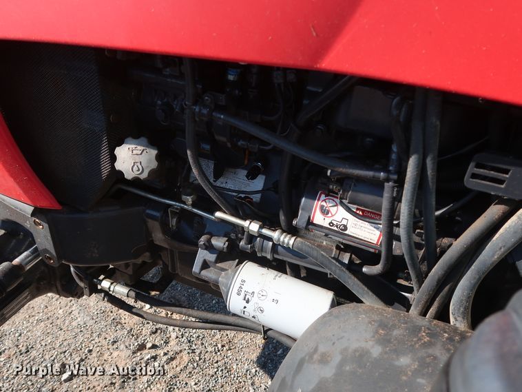 image for item GD9894 2011 McCormick T110 Max MFWD tractor