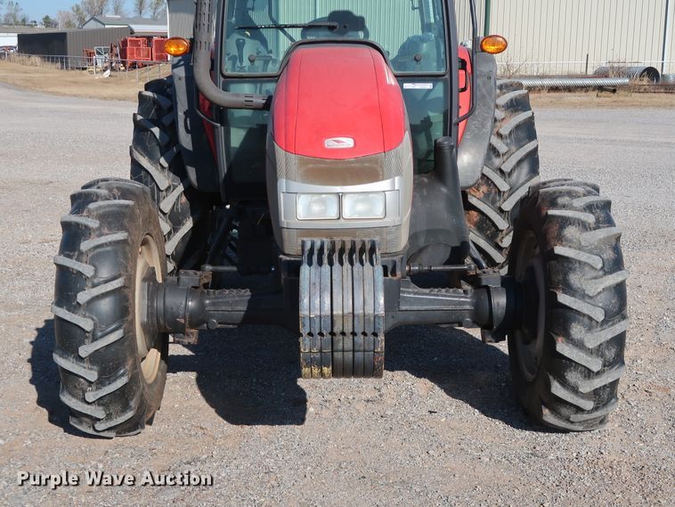 image for item GD9894 2011 McCormick T110 Max MFWD tractor