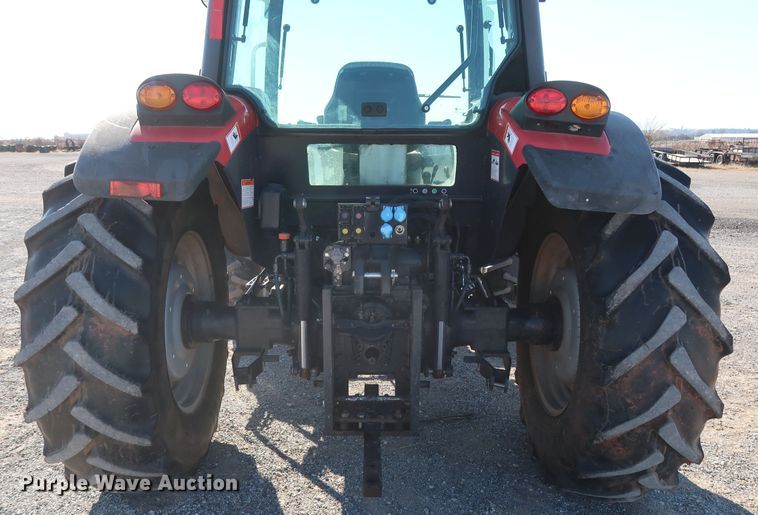 image for item GD9894 2011 McCormick T110 Max MFWD tractor