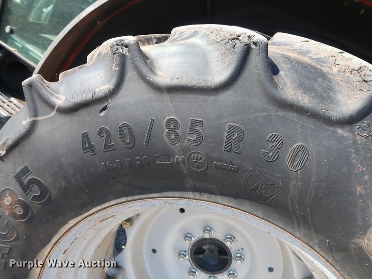 image for item GD9894 2011 McCormick T110 Max MFWD tractor