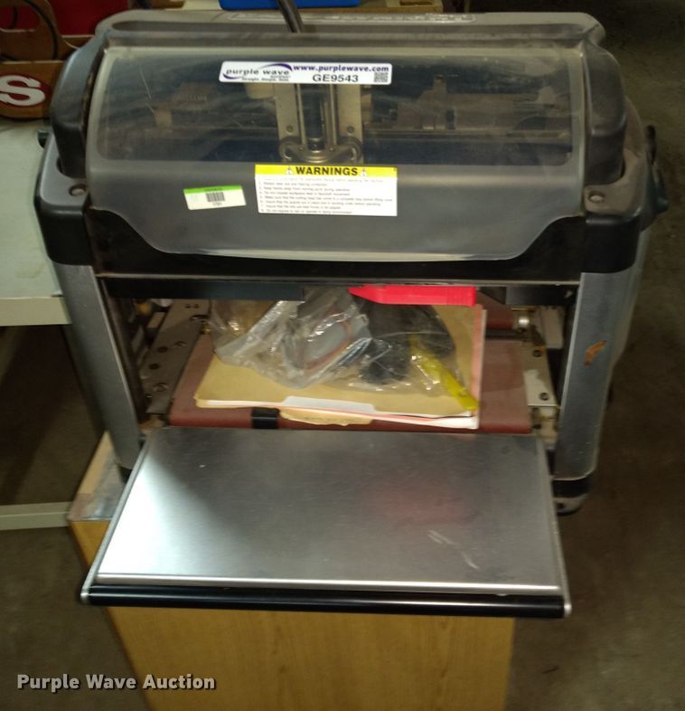 image for item GE9543 Carvewright CW0101 wood working system