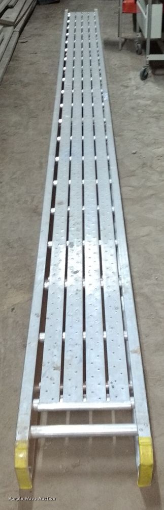 image for item GE9544 Werner 2420 Task Master aluminum plank