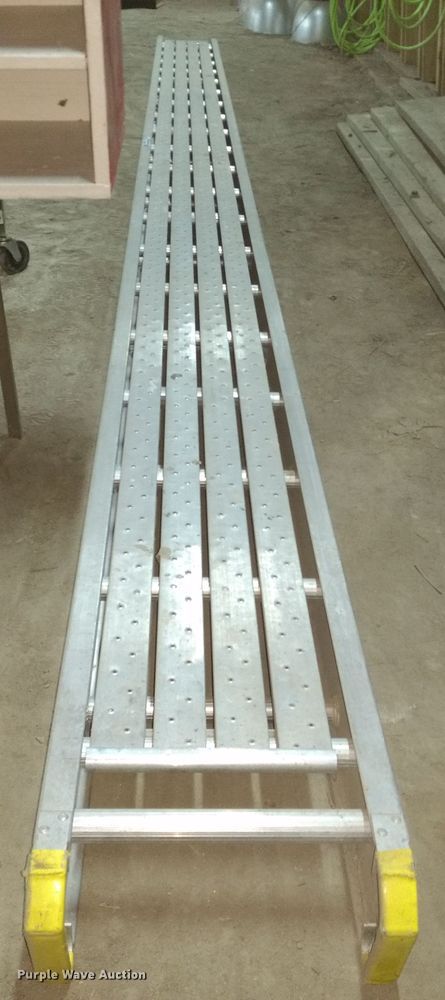 image for item GE9544 Werner 2420 Task Master aluminum plank