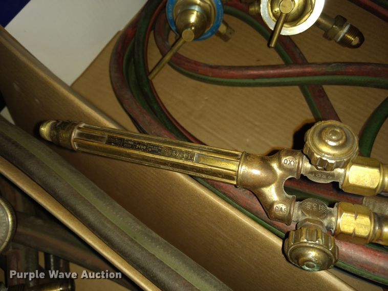 image for item GE9545 (2) torch kits