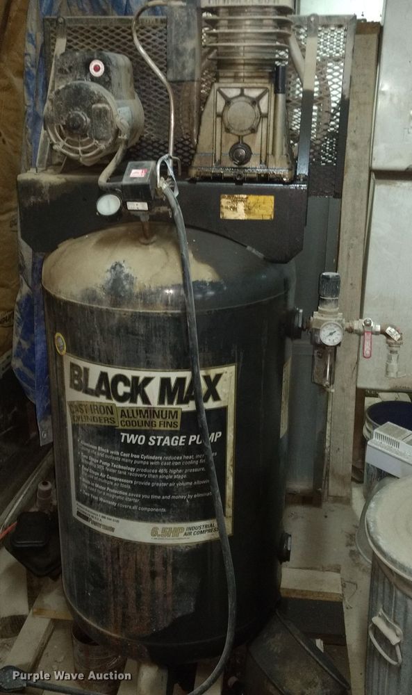 image for item GE9547 Black Max air compressor
