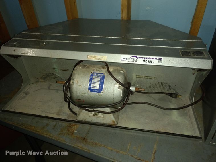 image for item GE9550 Polishing lathe