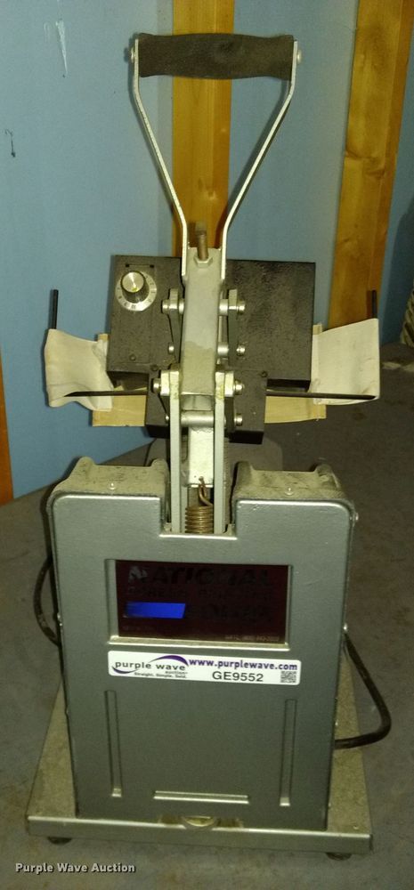 image for item GE9552 National Screen Printing HM2000 hat press