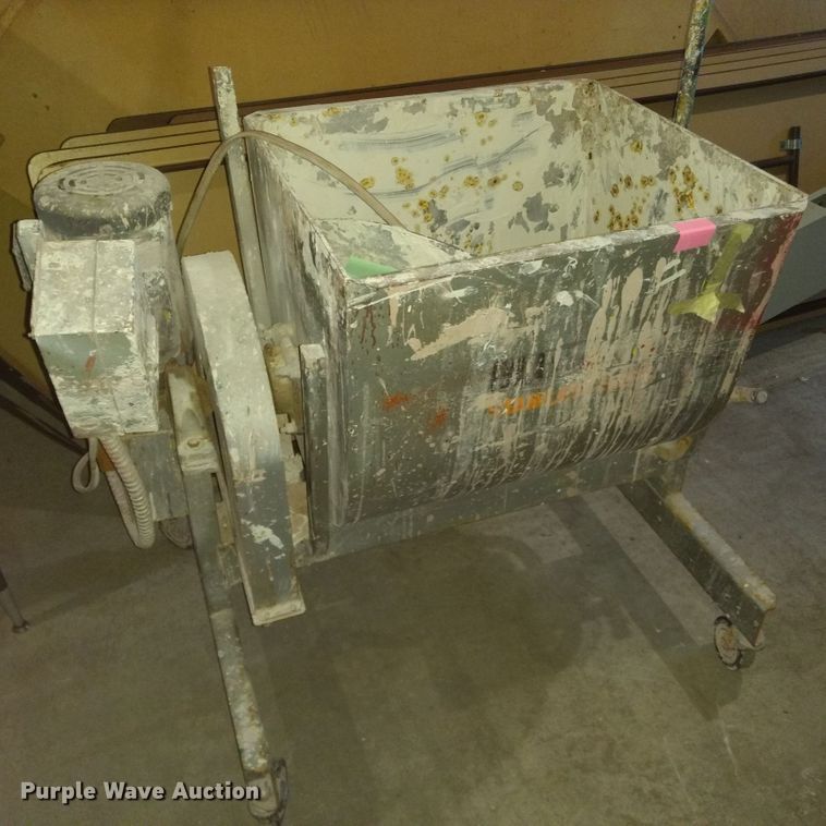 image for item GE9553 Blue Bird clay mixer