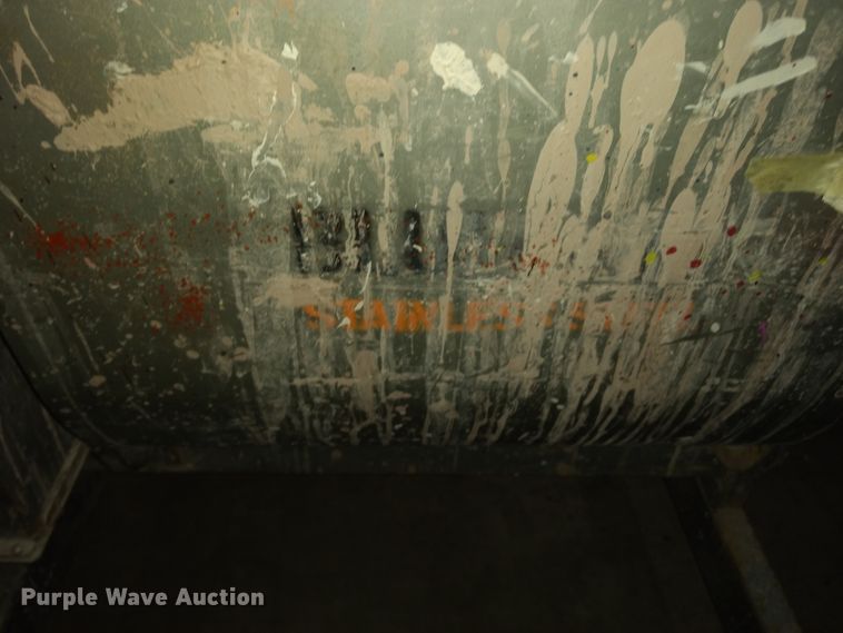 image for item GE9553 Blue Bird clay mixer