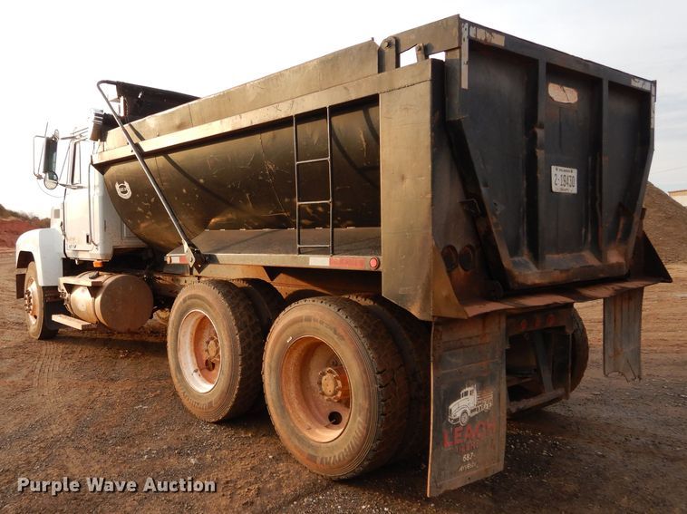 image for item GF9759 1996 Mack CH613 dump truck