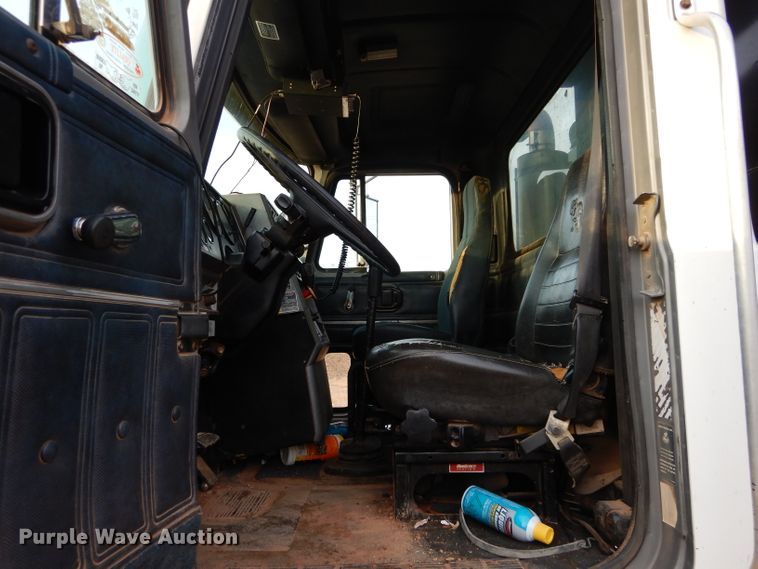 image for item GF9759 1996 Mack CH613 dump truck