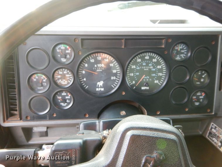 image for item GF9759 1996 Mack CH613 dump truck