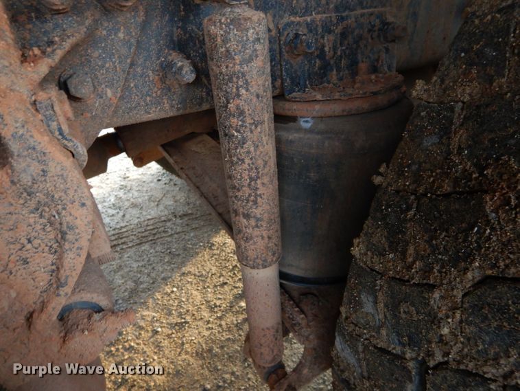 image for item GF9759 1996 Mack CH613 dump truck