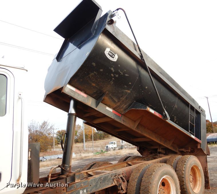 image for item GF9759 1996 Mack CH613 dump truck