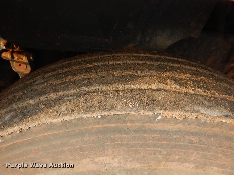 image for item GF9759 1996 Mack CH613 dump truck