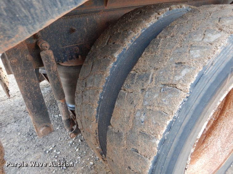 image for item GF9759 1996 Mack CH613 dump truck