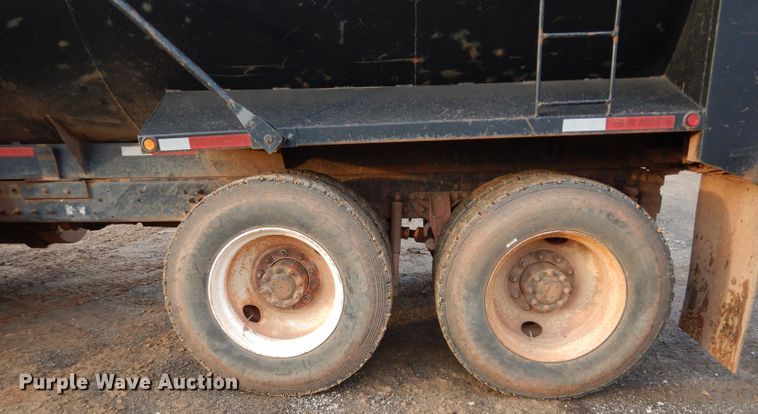 image for item GF9759 1996 Mack CH613 dump truck