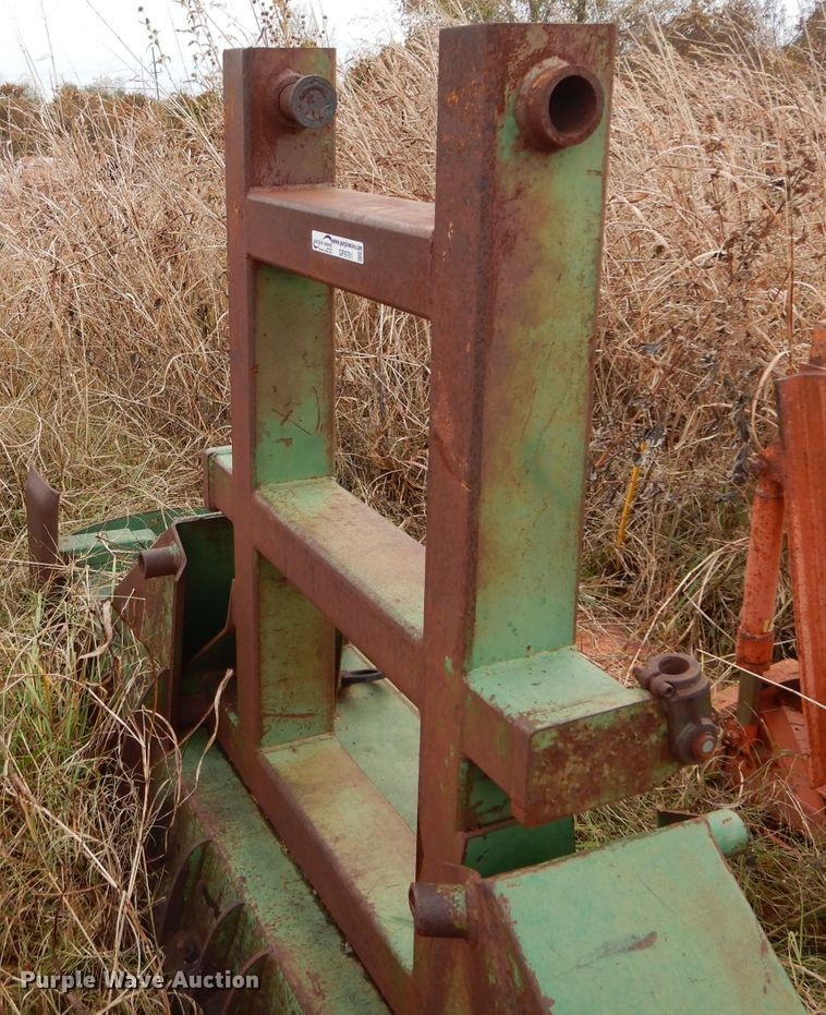 image for item GF9761 John Deere dozer blade