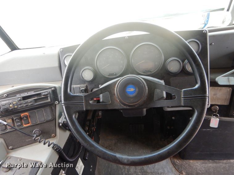 image for item GF9768 2005 Blue Bird Vision school bus