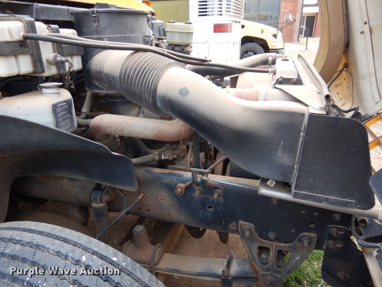 image for item GF9768 2005 Blue Bird Vision school bus