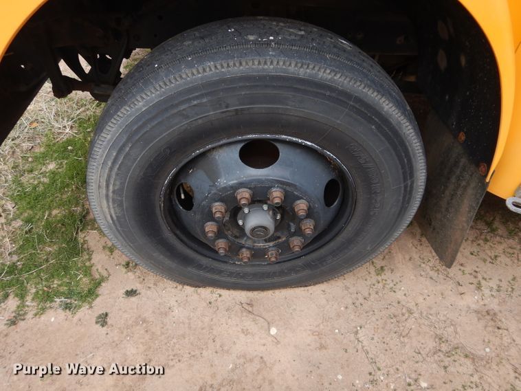 image for item GF9768 2005 Blue Bird Vision school bus