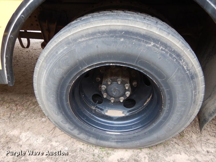 image for item GF9768 2005 Blue Bird Vision school bus