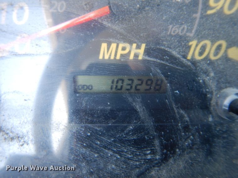 image for item GI9451 2007 GMC W5500HD flatbed truck