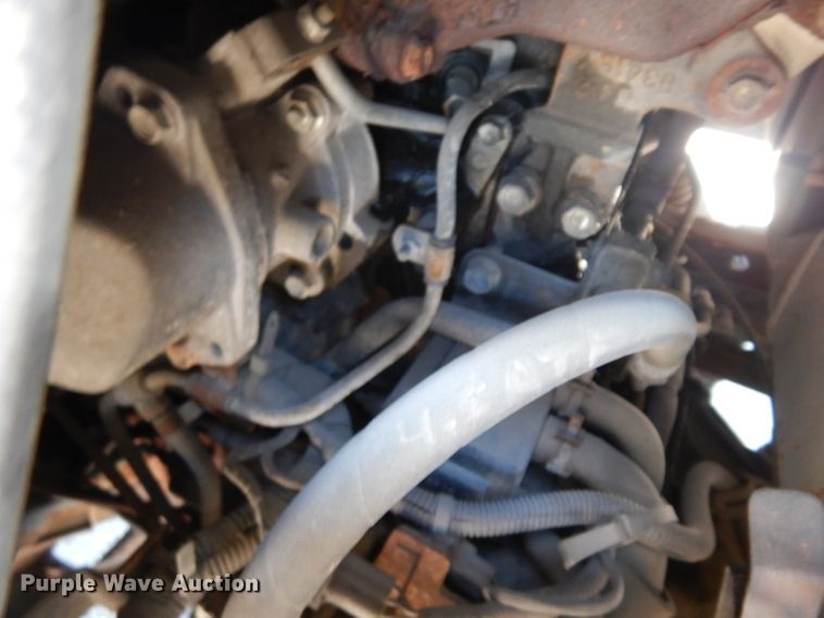 image for item GI9451 2007 GMC W5500HD flatbed truck