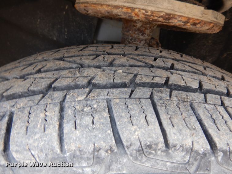 image for item GJ9071 2005 Dodge Grand Caravan van