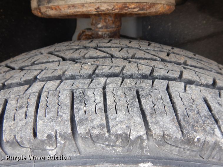 image for item GJ9071 2005 Dodge Grand Caravan van